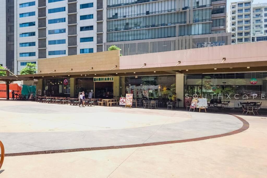 Furnished In Avida Towers Riala, It Park With Fast Wifi, Netflix, Pool And Apartment *